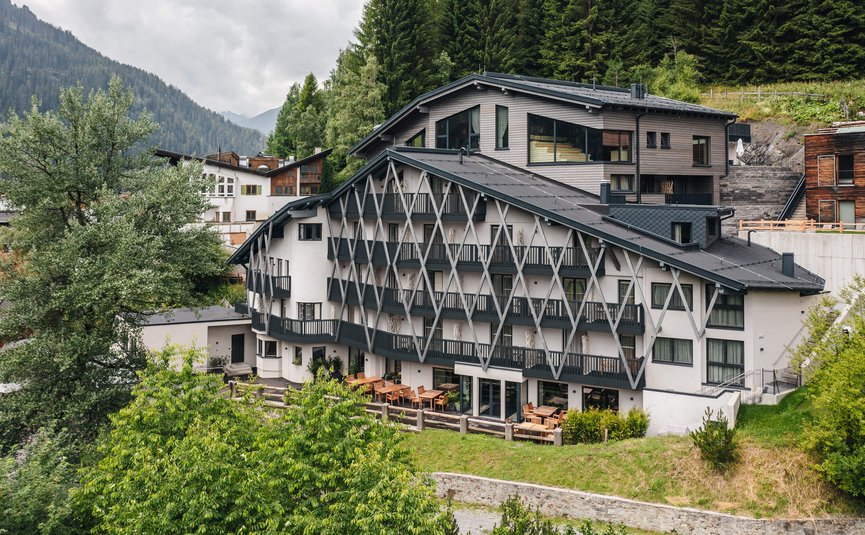 Hotel Arpuria | Hidden Luxury Mountain Home ****S