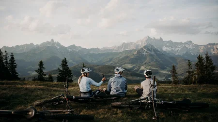 DipsandDrops-Bikepause-mit-Panoramablick-c-Matthias-Warter-312.jpg © Matthias Warter - Bikepause mit Panoramablick im Bikeurlaub im DipsandDrops in Flachau Bikepause mit Panoramablick im Bikeurlaub im DipsandDrops