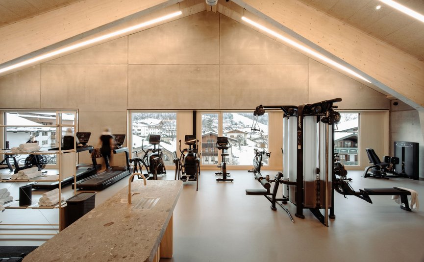 Dips&Drops - The First Bike And Ski Hub ****